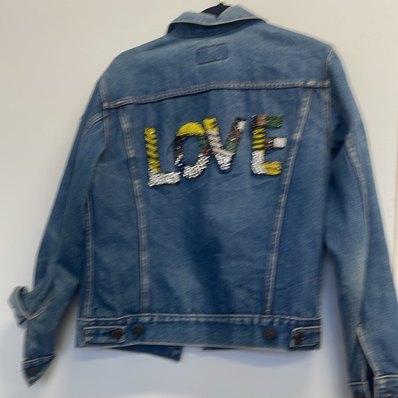 Boho Luxxe One of a kind Levi's Denim love Jacket with Patches - Picture 3 of 6